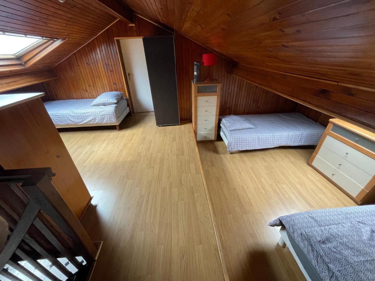 Agreable Appartement Dans Une Maison Saint-Denis  Exterior photo
